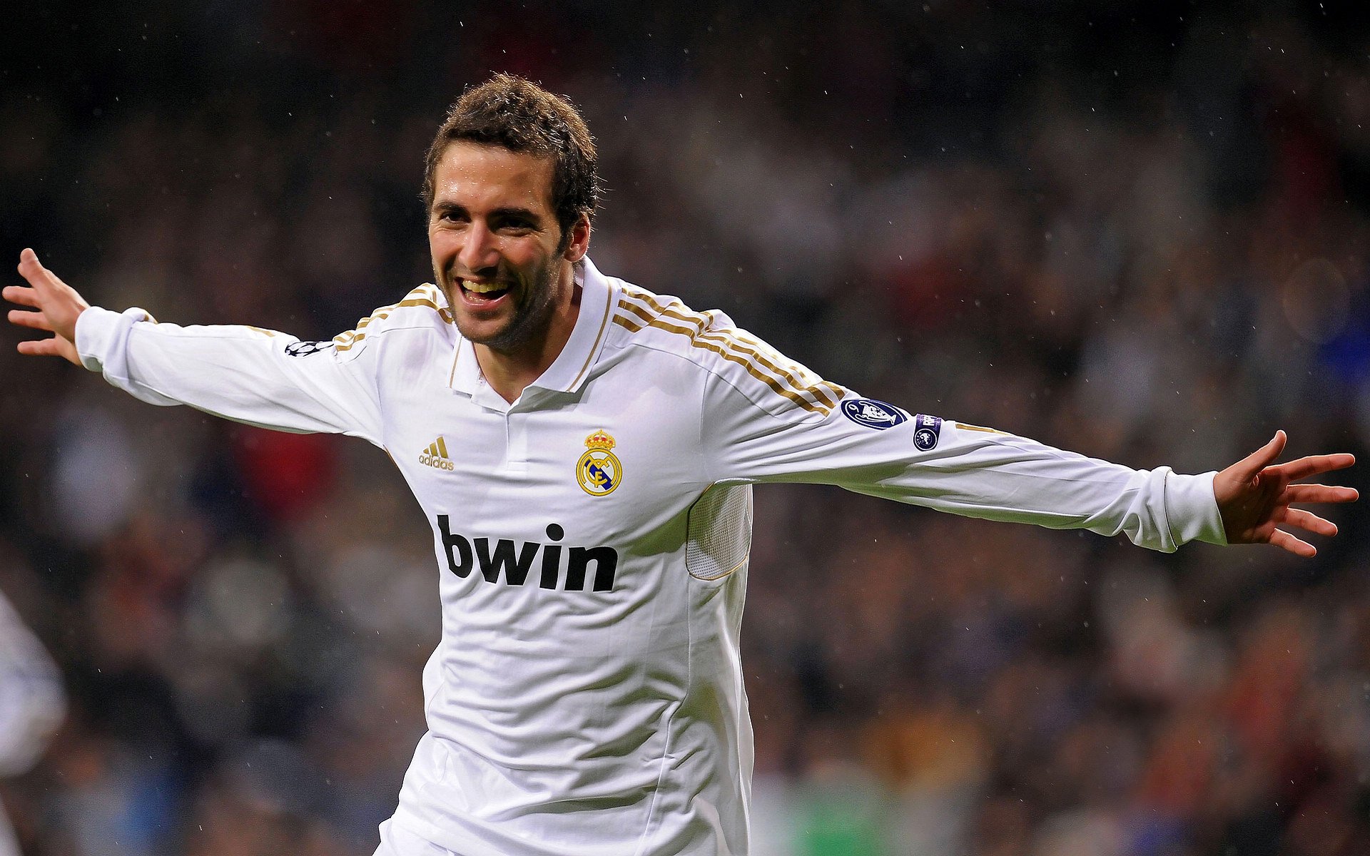 青训体系助力中国足球崛起,年轻球员崭露头角